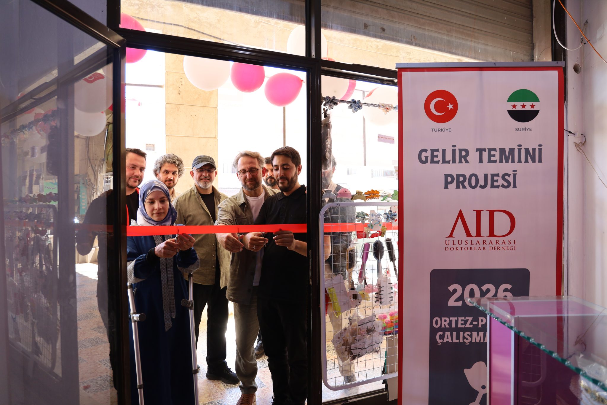 Savaş Mağduru Fida Önce Protezine Sonra İşletmesine Kavuştu!